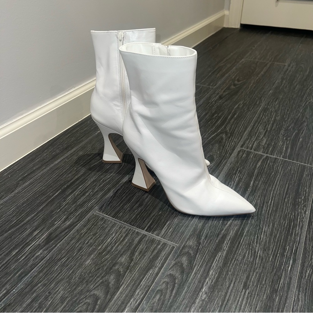 Steve Madden White Heeled Boots